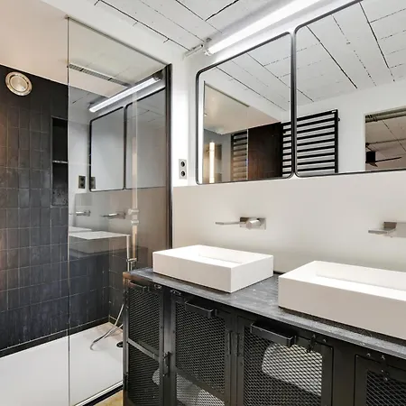 Duplex Loft Montmartre -18th Apartment