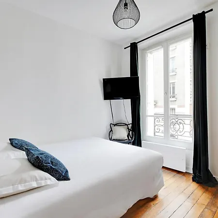 Apartment Duplex Loft Montmartre -18th Paris
