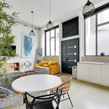 Duplex Loft Montmartre -18th Apartment